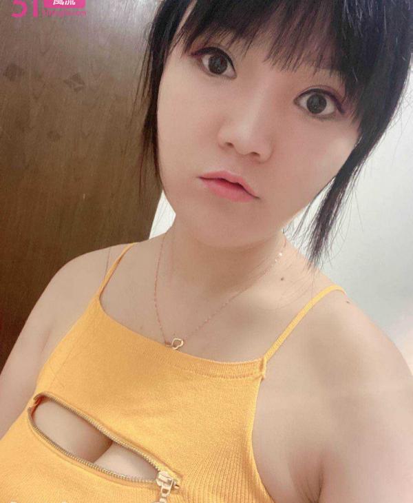 天河美乳美女小灰灰