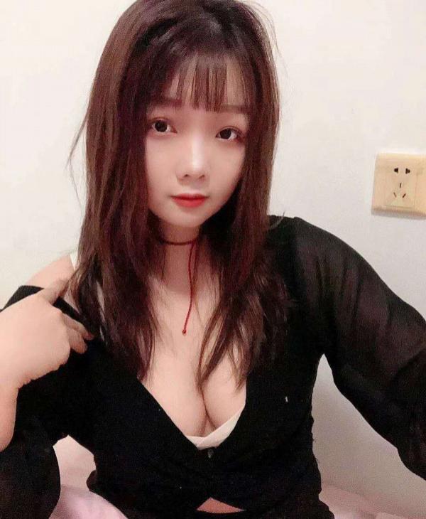 大胸36E靓妹